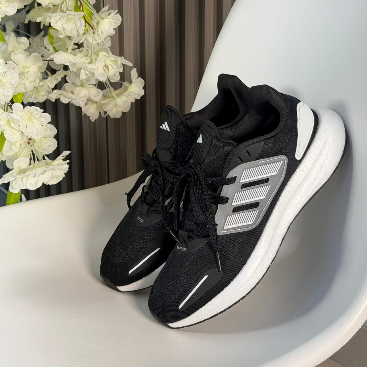 ADIDAS PUREBOST HOMBRE