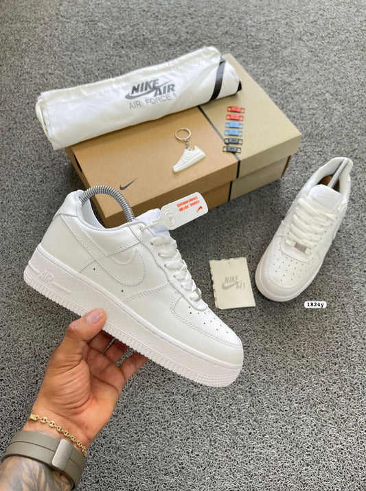 NIKE AF1