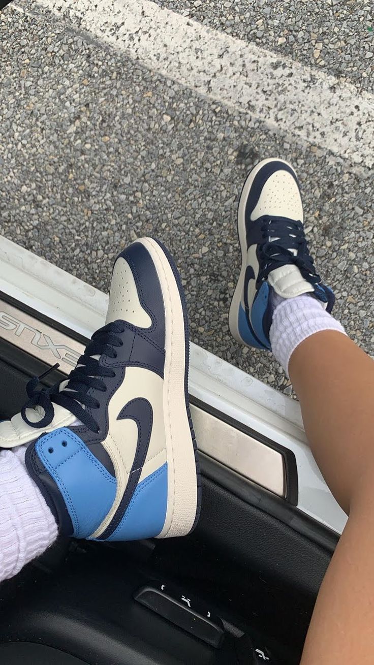 JORDAN RETRO 1 AZUL 💙
