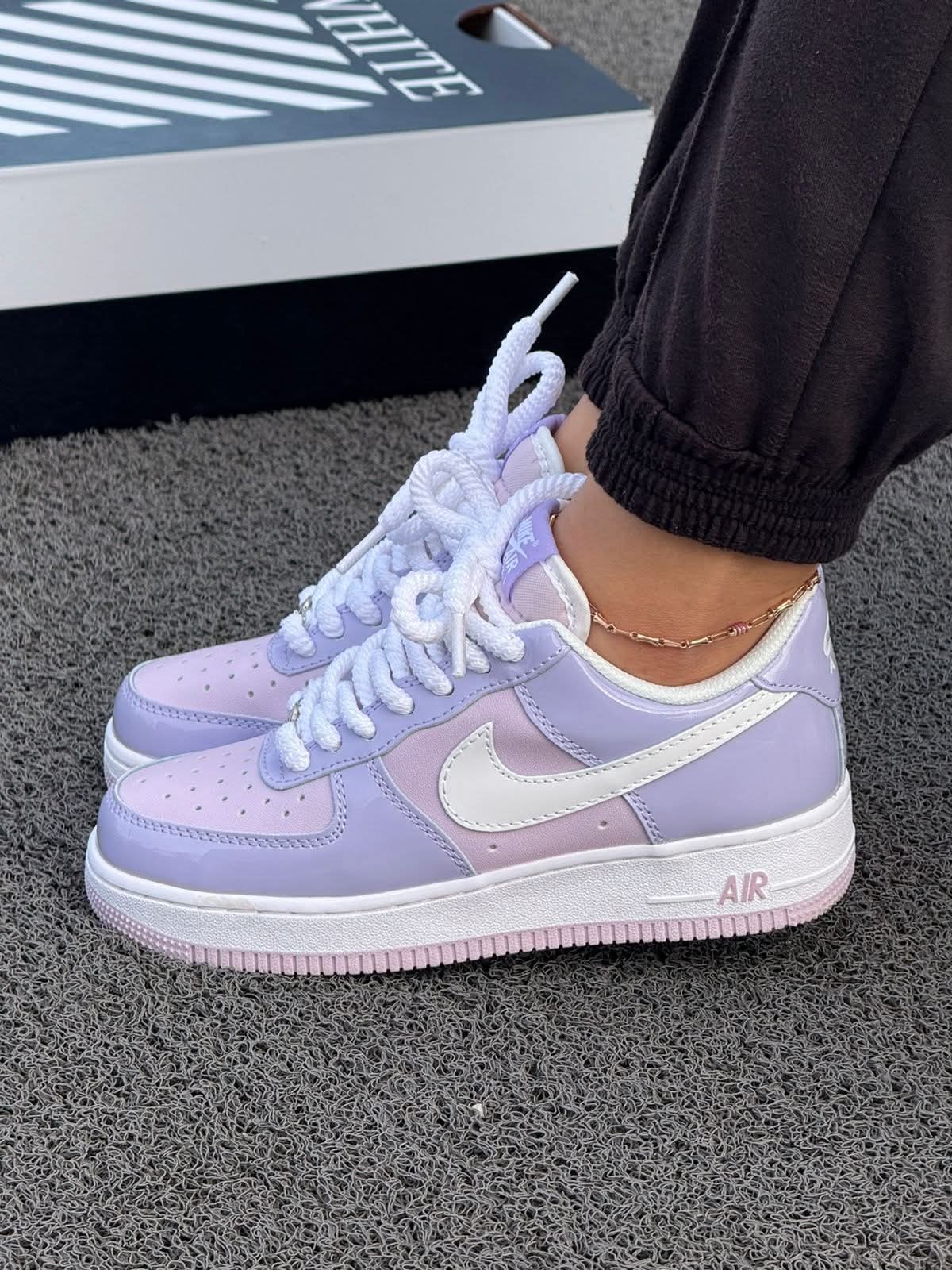 4032 NIKE AF1 DAMA
