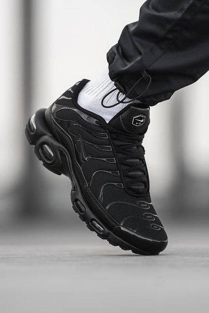 NIKE TN NEGRA DAMA Y HOMBRE