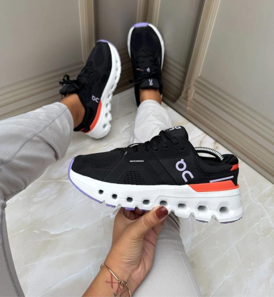 5504 ON CLOUD HOMBRE