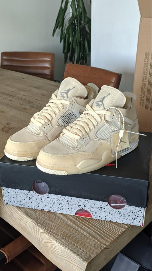 RETRO 4 BEIGE