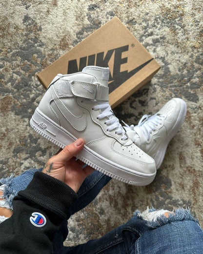 BOTA AF1 NIKE BLANCA
