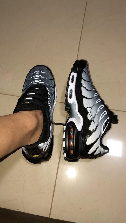 NIKE TN HUMO HOMBRE