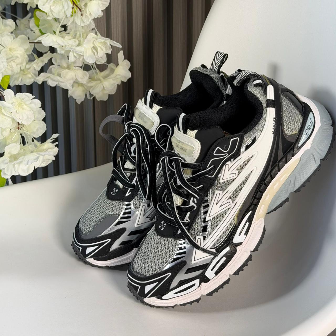 OFF WHITE HOMBRE Y DAMA