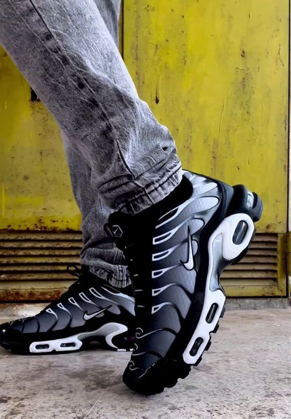 NIKE TN HUMO HOMBRE