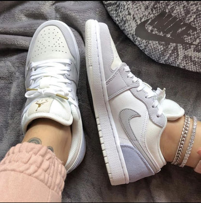 NIKE PARIS DAMA Y HOMBRE