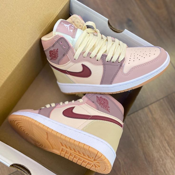 JORDAN RETRO 1