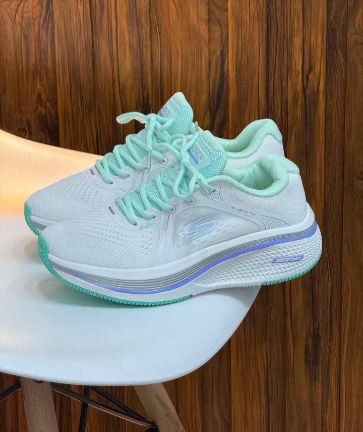 3816 SKECHER