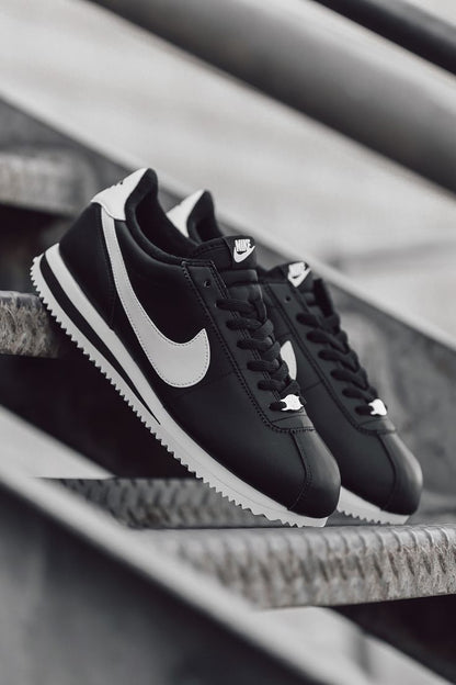 NIKE CORTEZ NEGRA